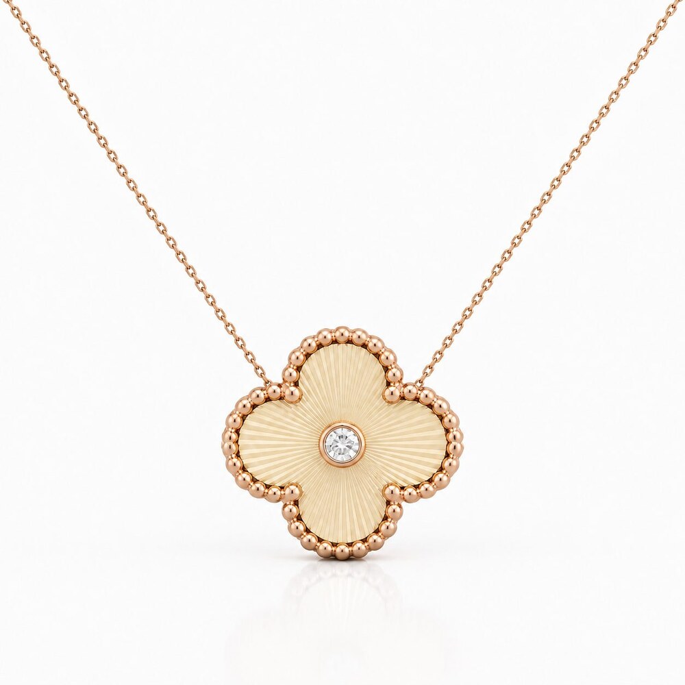 Van Cleef & Arpels Elegant Signature Necklace Style 2 | New with Box - Picture 5 of 9